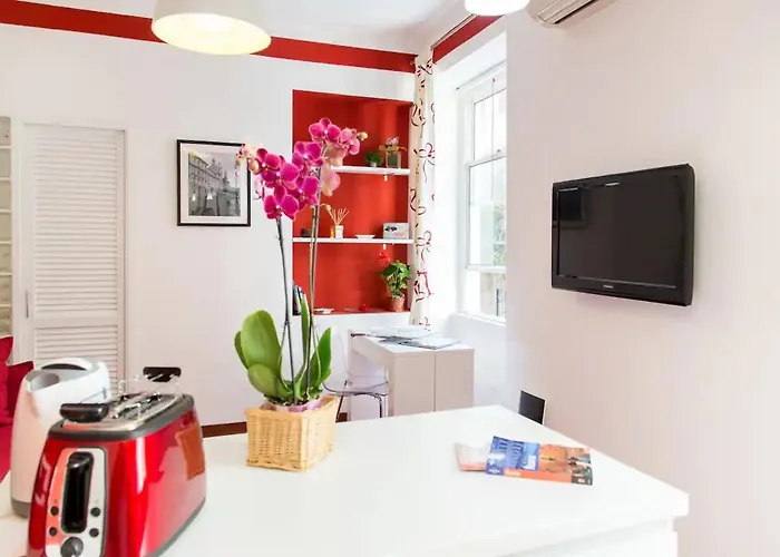 Perla - Cozy Apartment In Piazza Navona